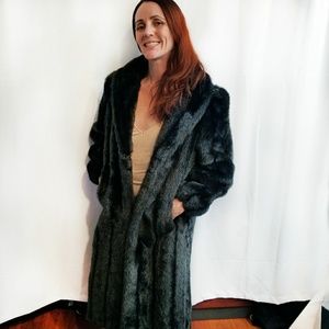 Vintage American Signature Faux Fur Coat